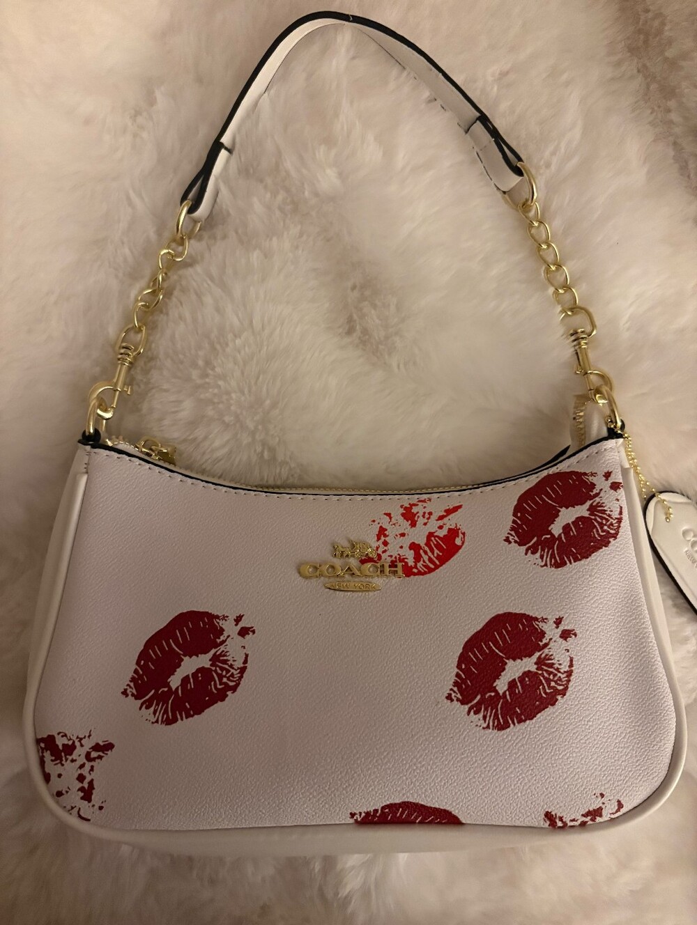 Coach White Leather Shoulder Bag with Red Kiss-Print